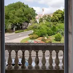 Apartment Aaa & With Free Parking
